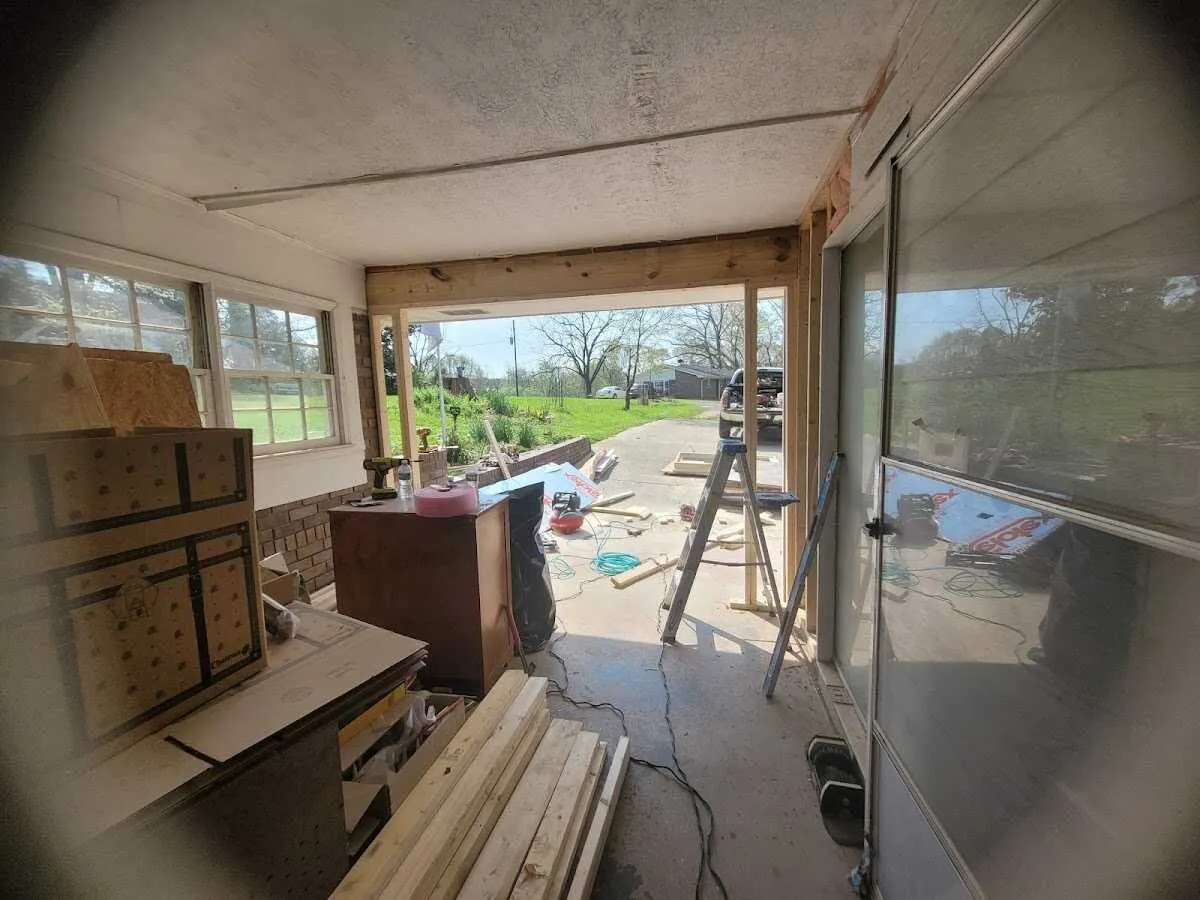 Air movers and dehumidifier for Drying & Dehumidification in Carmichael